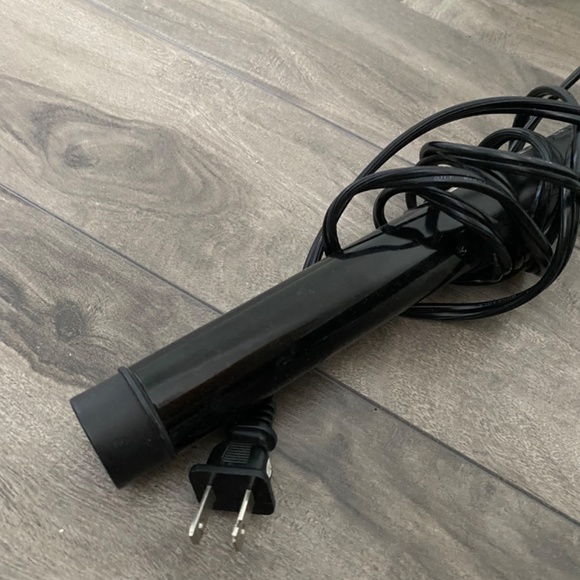 BaByliss Curling Iron - Picture 7 of 8